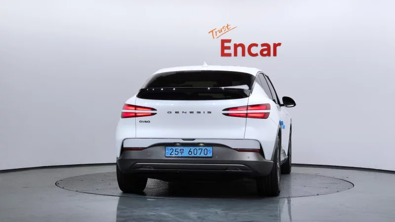 Genesis GV60