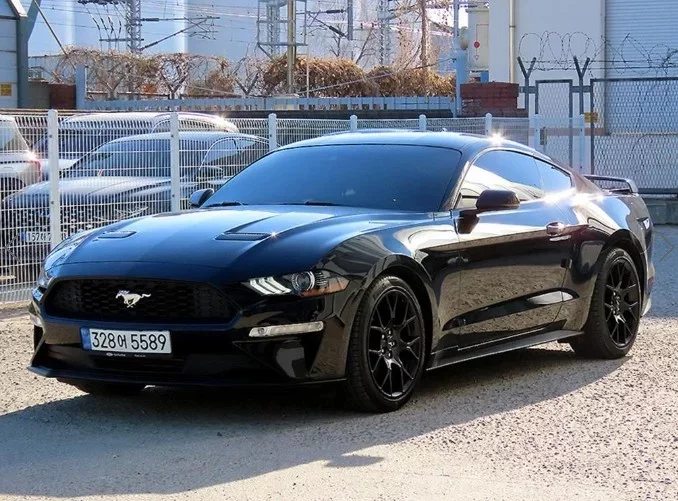 Ford MUSTANG