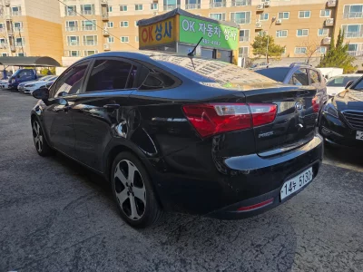 Kia pride
