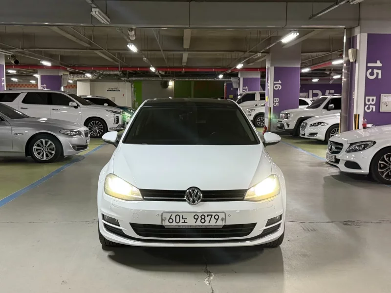 Volkswagen GOLF