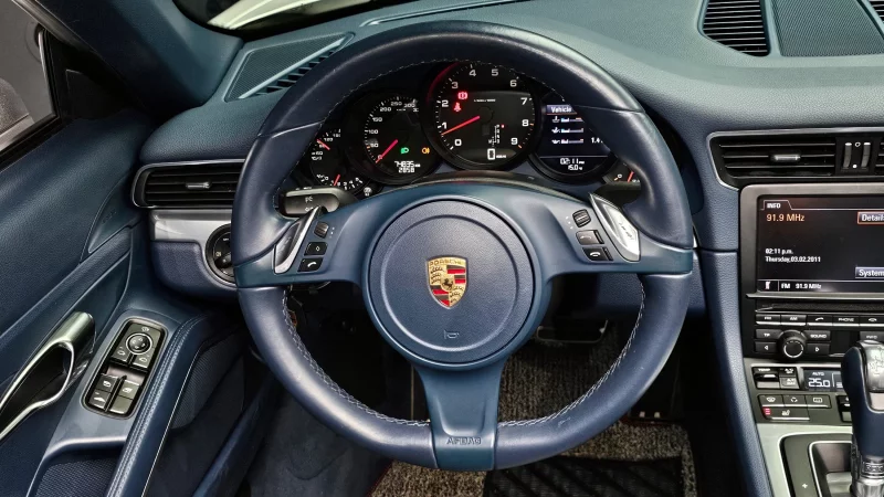 Porsche 911