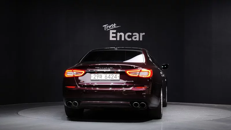 Maserati QUATTROPORTE