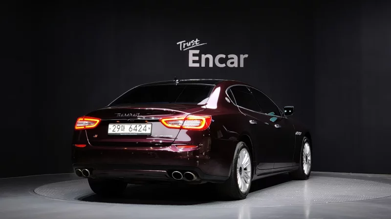 Maserati QUATTROPORTE