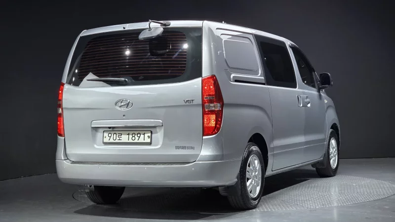 Hyundai Grand Starex