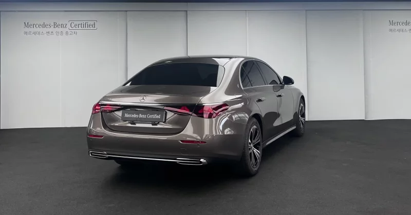 Mercedes-Benz E-Class