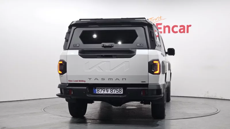 Kia Tasman