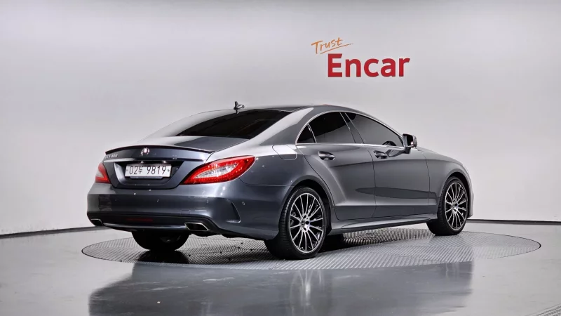 Mercedes-Benz CLS-Class