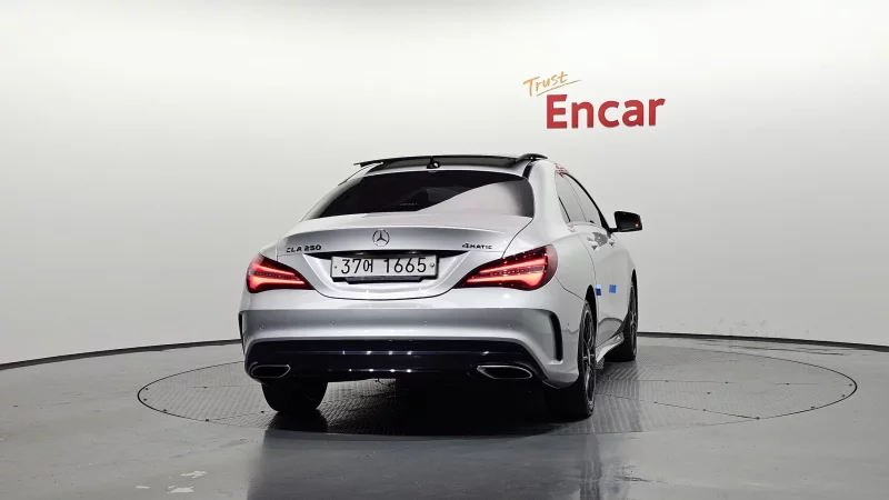 Mercedes-Benz CLA-Class