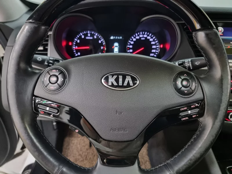 Kia K9
