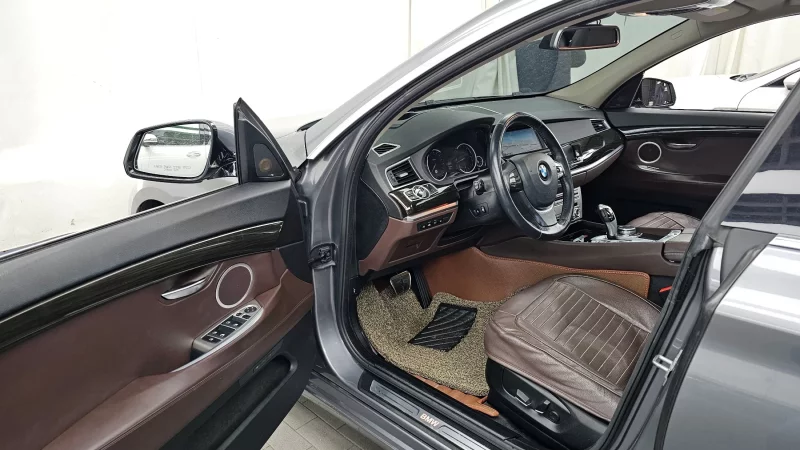 BMW 5-Series Gran Turismo