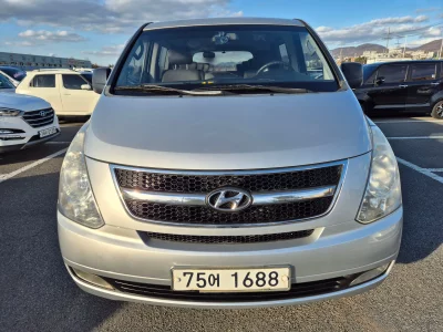 Hyundai Grand Starex