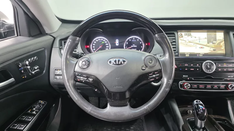 Kia K9