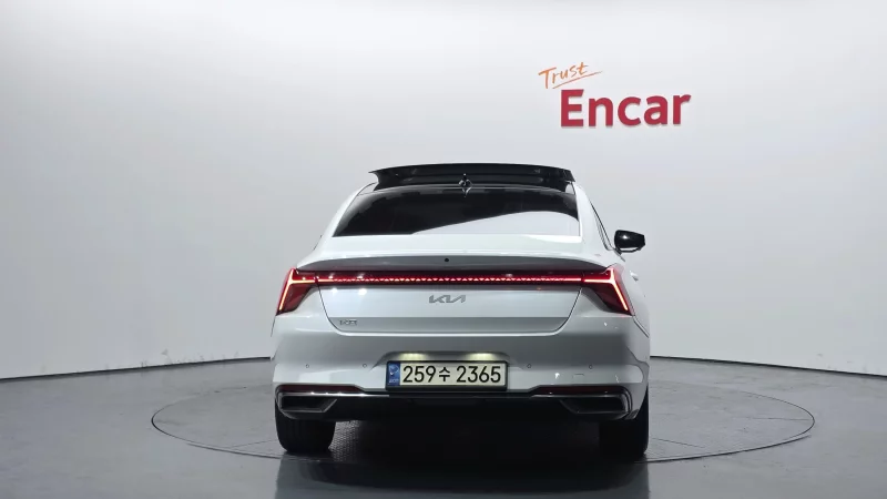 Kia K8