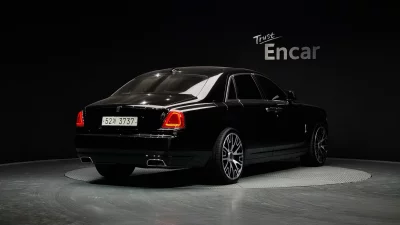 Rolls-Royce GHOST
