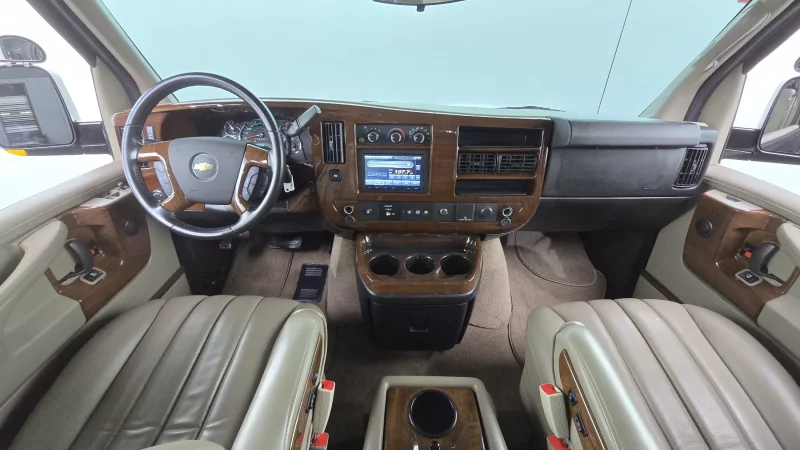Chevrolet Express Van