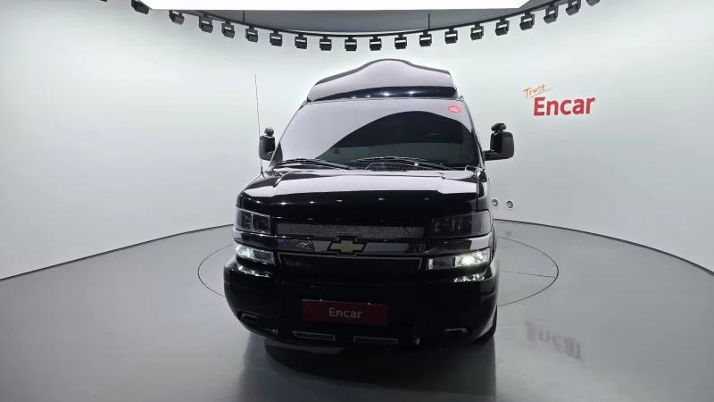 Chevrolet Express Van