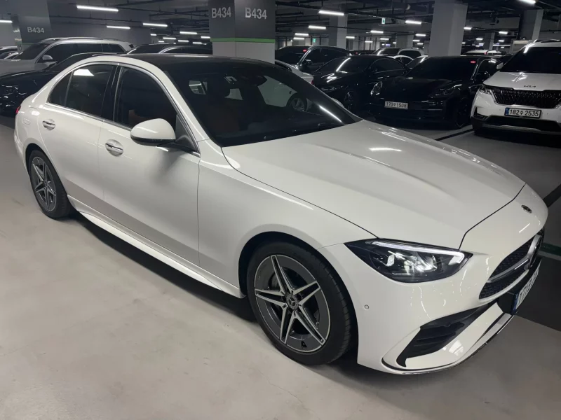 Mercedes-Benz C-Class