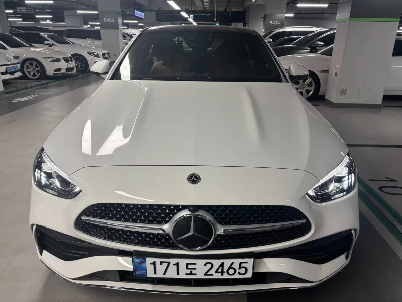 Mercedes-Benz C-Class