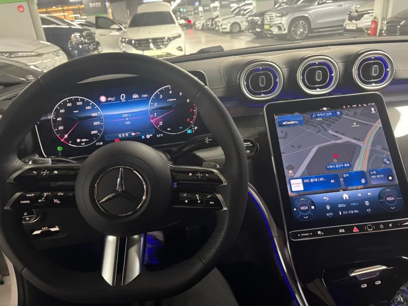 Mercedes-Benz C-Class