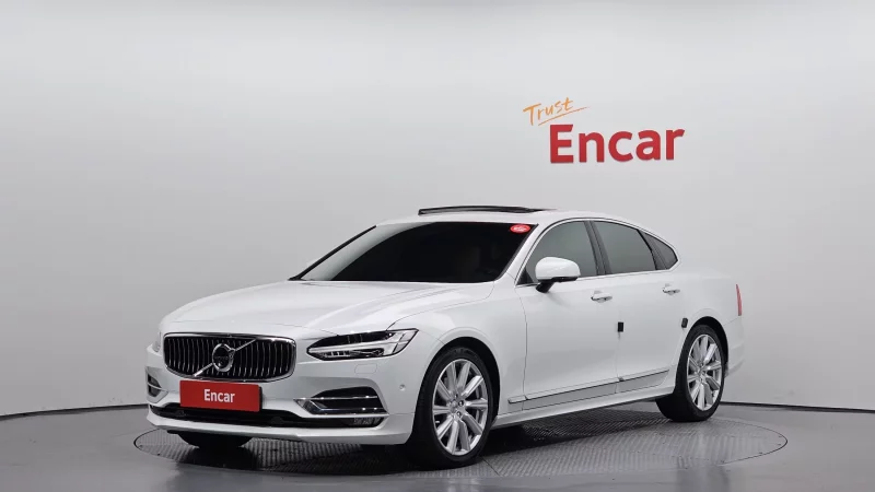 Volvo S90