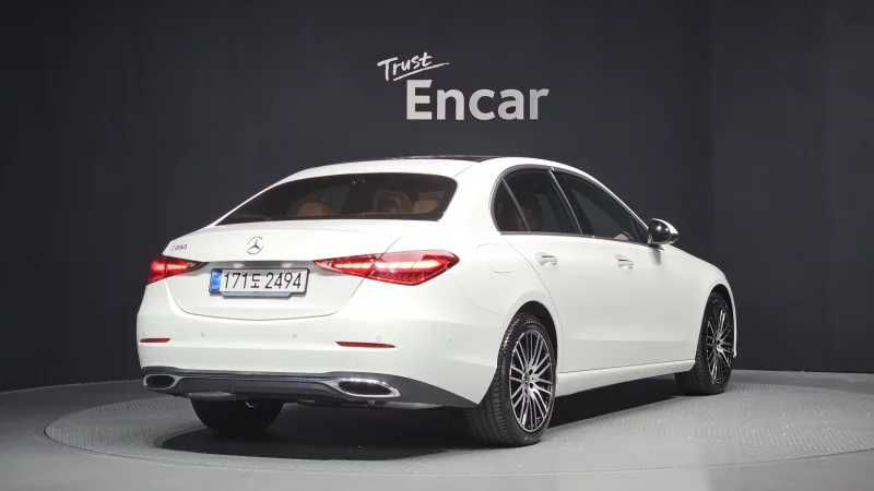 Mercedes-Benz C-Class