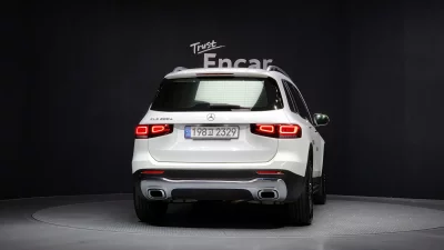 Mercedes-Benz GLB-Class