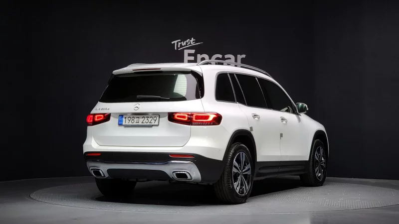 Mercedes-Benz GLB-Class