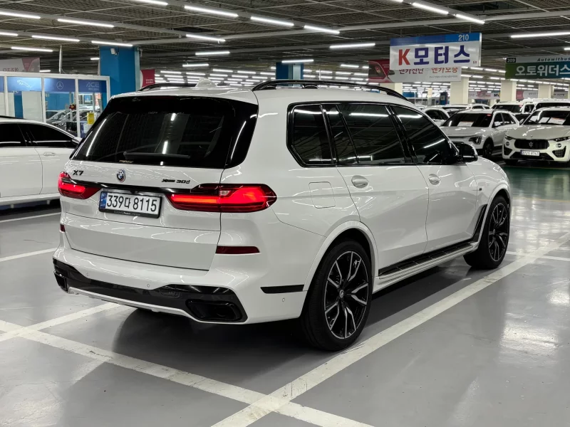 BMW X7