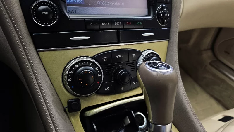 Mercedes-Benz SL-Class