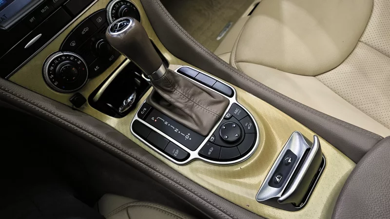 Mercedes-Benz SL-Class