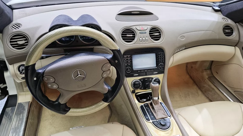 Mercedes-Benz SL-Class