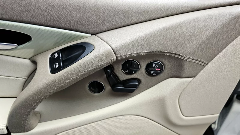 Mercedes-Benz SL-Class