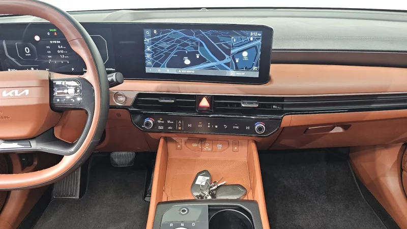Kia K8