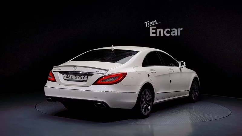 Mercedes-Benz CLS-Class