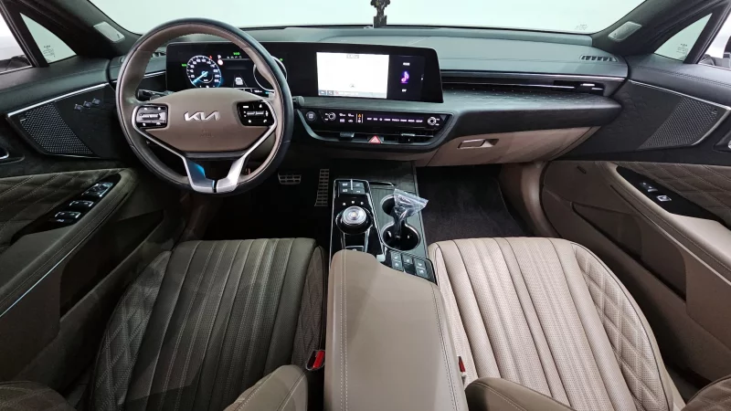 Kia K8