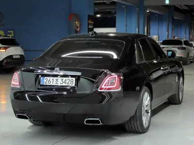 Rolls-Royce GHOST