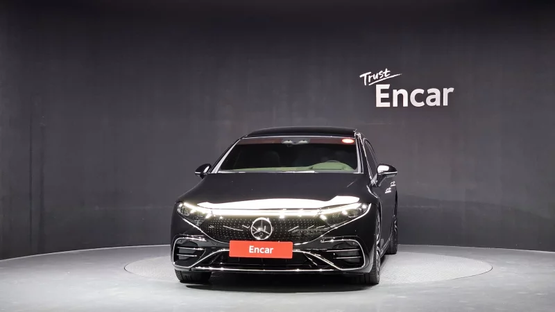 Mercedes-Benz EQS