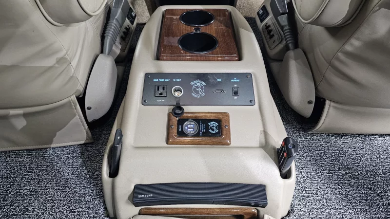 Chevrolet Express Van