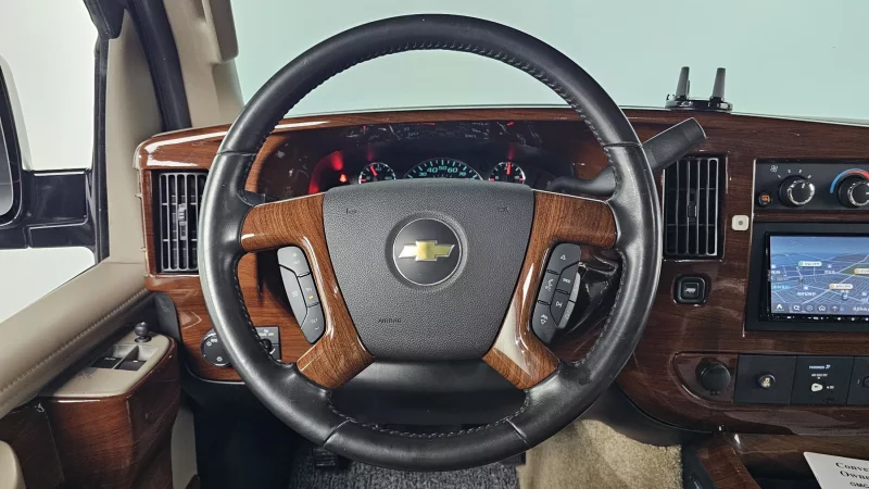 Chevrolet Express Van