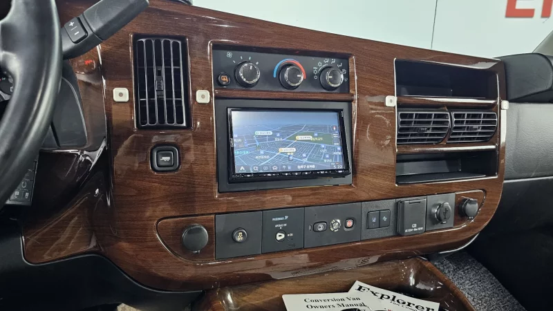 Chevrolet Express Van