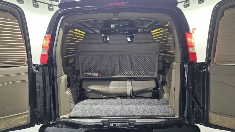 Chevrolet Express Van