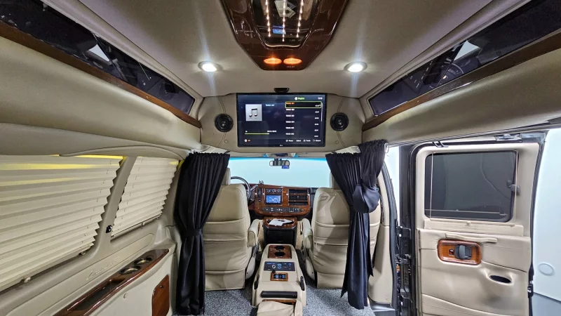 Chevrolet Express Van