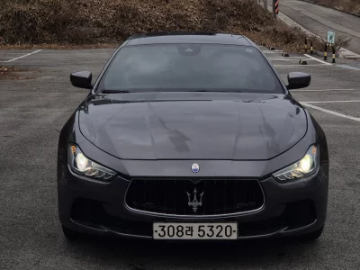 Maserati GHIBLI
