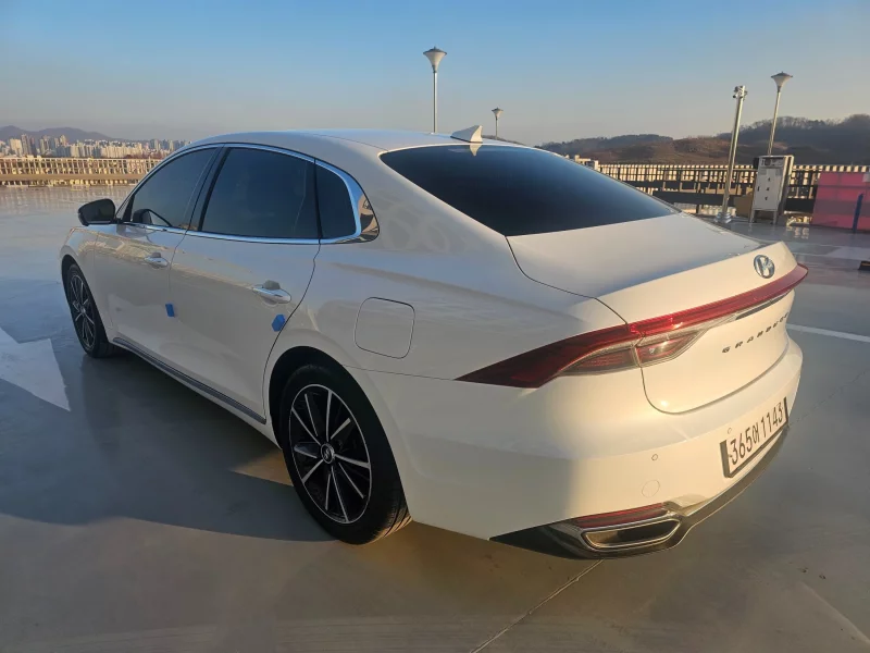 Hyundai Grandeur