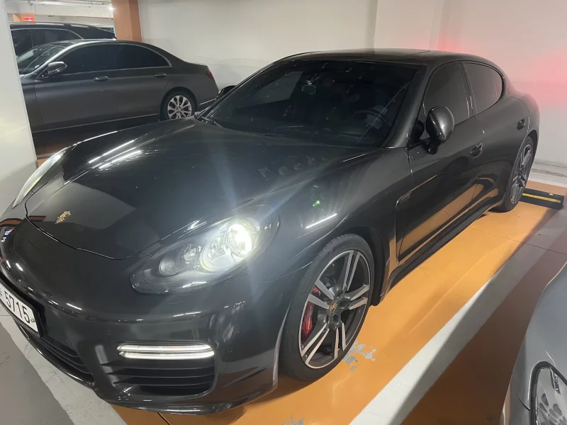 Porsche PANAMERA