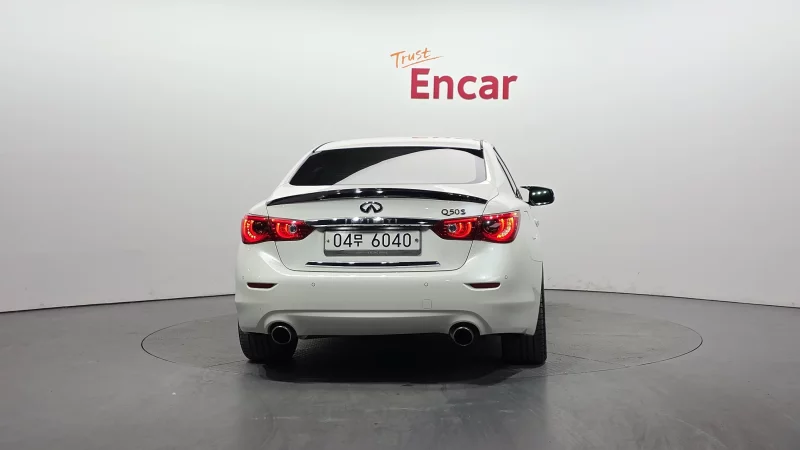 Infiniti Q50