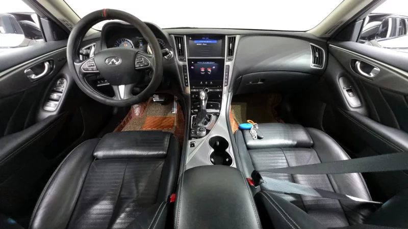 Infiniti Q50