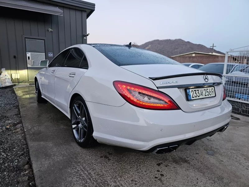 Mercedes-Benz CLS-Class