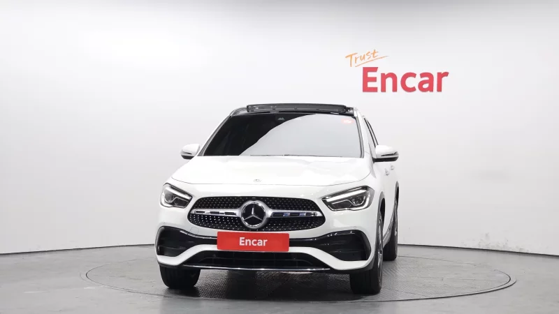 Mercedes-Benz GLA-Class
