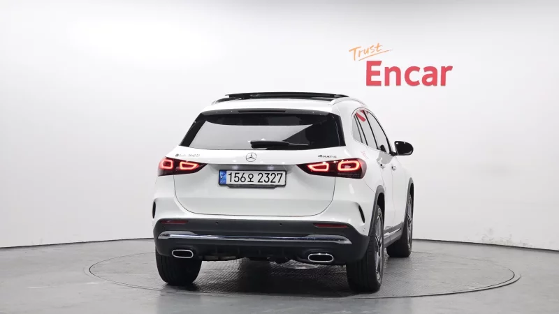 Mercedes-Benz GLA-Class